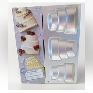 Wilton 4” Mini Tier Cakes Pan Model 2105-3209 (2003) Wedding Baby Bridal Shower